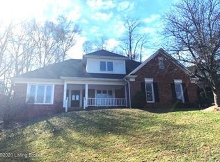 9309 Holiday Dr, Louisville, KY