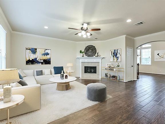 5th image of 2279 Cantabria Ln