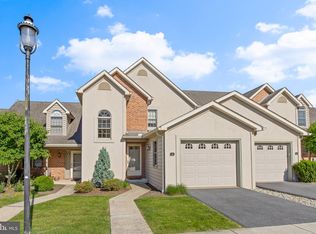 13 Sussex Pl, Lititz, PA 17543