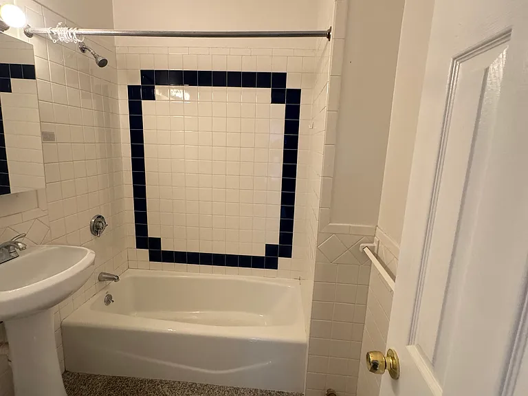 41 Egremont Rd #6 — Photo 10