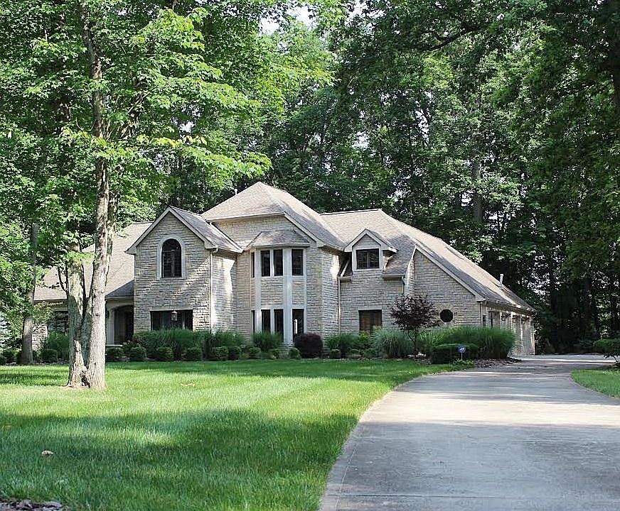 1st image of 444 Retreat Ln N