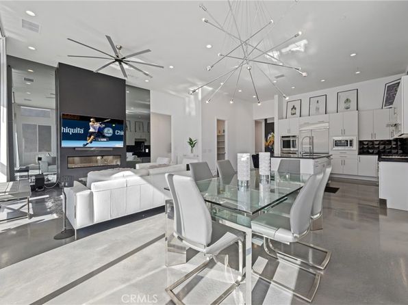 1255 Cyan Ln