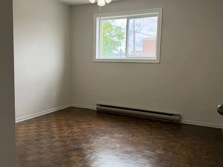 73 Albert St #8 — Photo 9