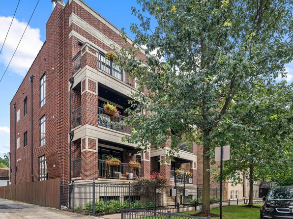 (undisclosed Address), Chicago, IL 60614