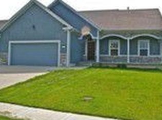 775 S Cypress St, Gardner, KS 66030