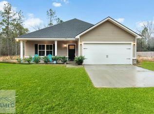 335 Bluff Rd, Jesup, GA 31545