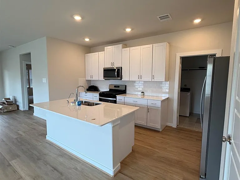 6816 Hart Oak Dr — Photo 6