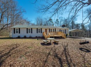 18 Casselberry Dr, Asheville, NC 28806