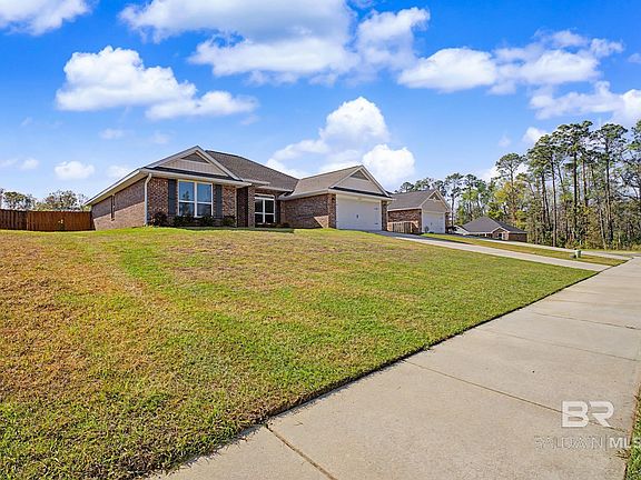 4th image of 22849 Ridgewood Dr