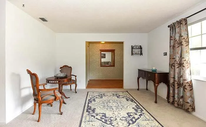 3 bed, 1648 sqft, $2,350 — Photo 3
