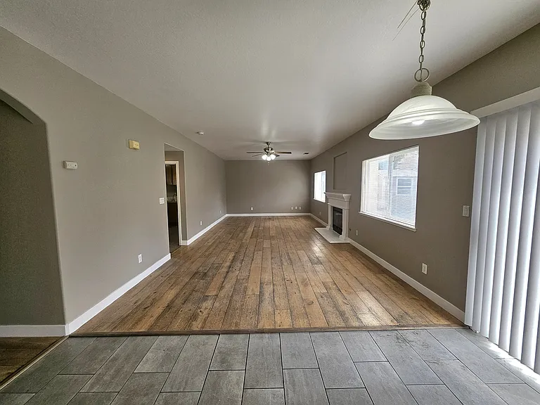 1836 Winding River Ct — Photo 16