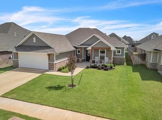 18716 Lazy Grove Dr, Edmond, OK 73012
