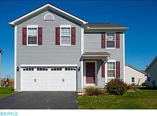 194 Silver Maple Dr, Commercial Point, OH 43116