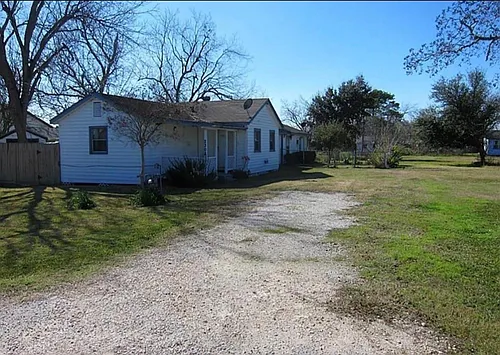 2308 10th Ave Photo 1