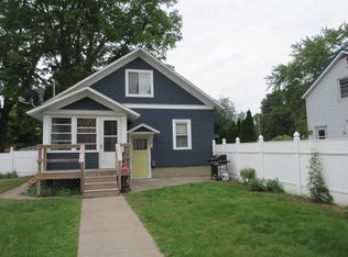 406 S Illinois St, Prairie Du Chien, WI 53821