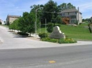9123 NW 86th Ct, Kansas City, MO 64153