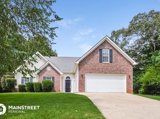 25 Clover Valley Dr, Covington, GA 30016