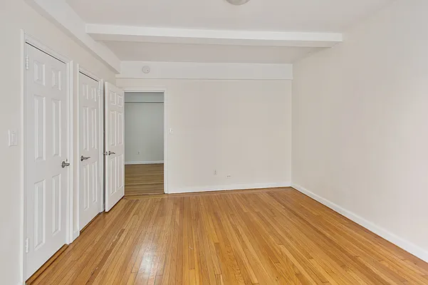 Rented by Oxford Property Group | media 13