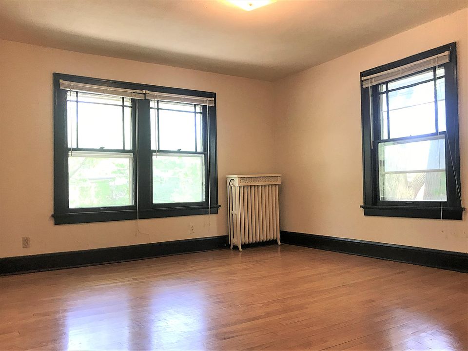 Room A, Hardwood Flr