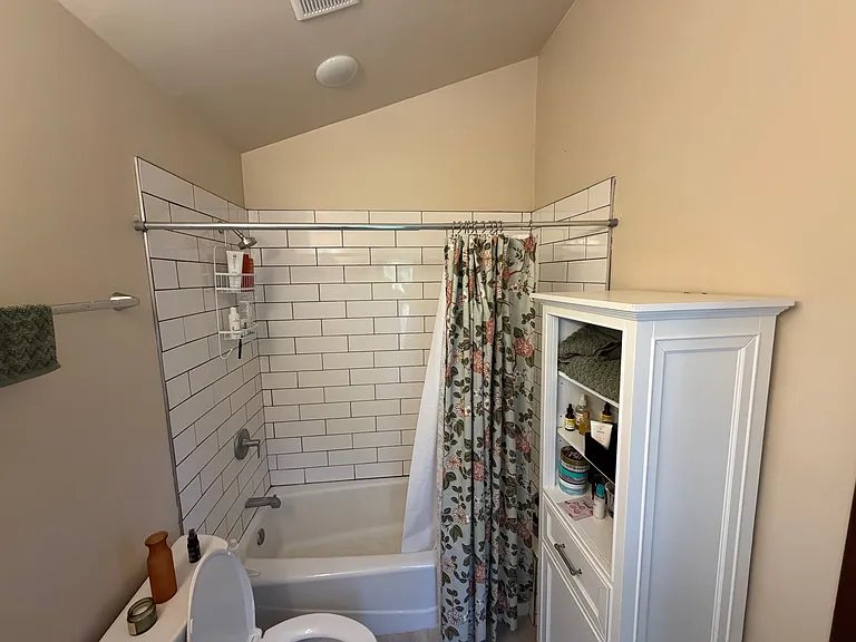 219 Peyton St — Photo 13