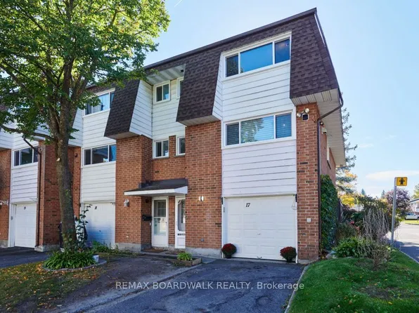 2296 Orient Park Dr #17, Ottawa, ON K1B 4N6