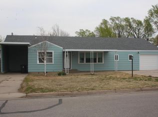 1420 N Lawndale Ave, El Dorado, KS 67042
