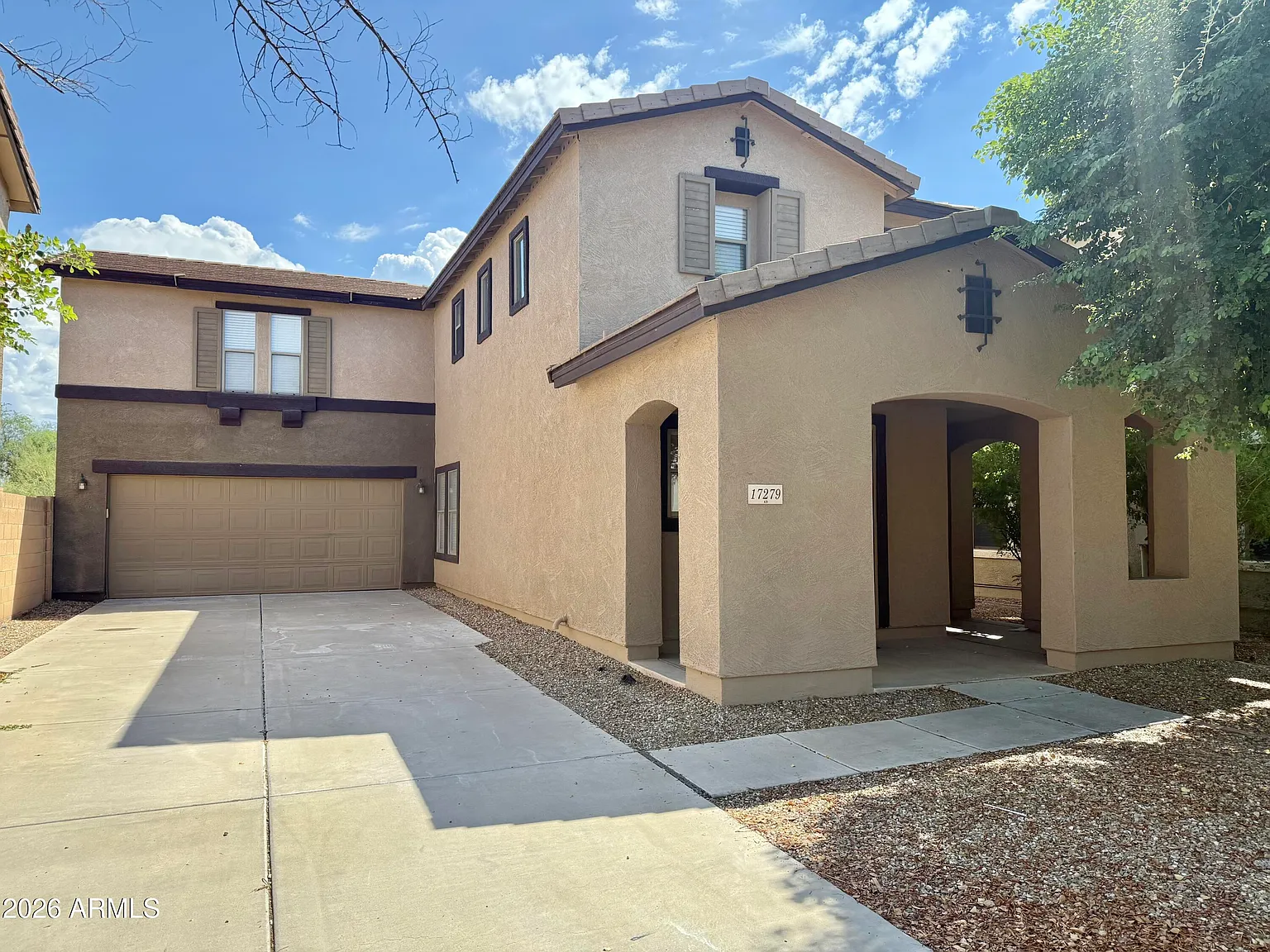 3 bed, 2.5 bath, 1692 sqft, $1,750 — Photo 1