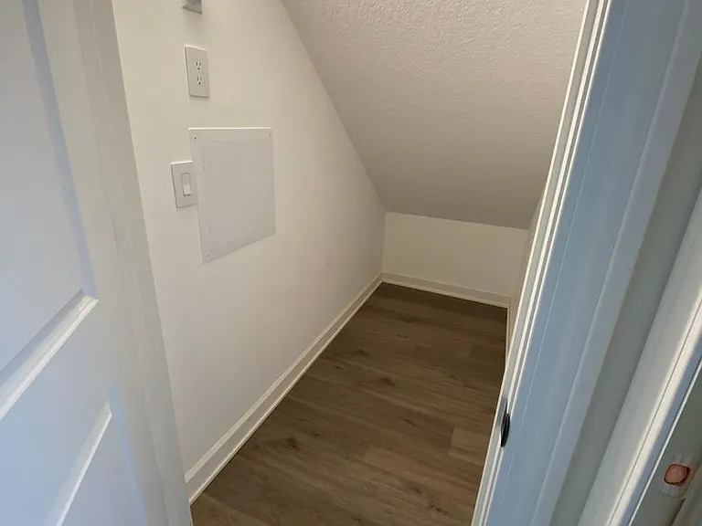 2450 Cedarwood Ln — Photo 16