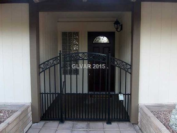 2nd image of 3738 Nicole St