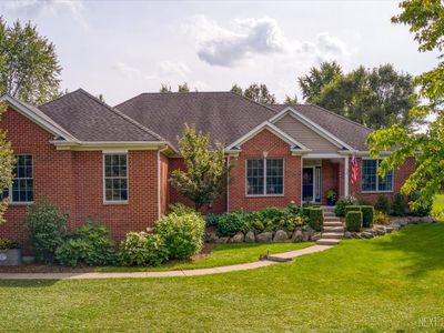 42W565 Hummingbird St, Hampshire, IL, 60140