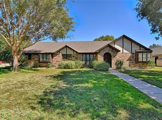 1324 Chestnut Rd, Mansfield, TX 76063