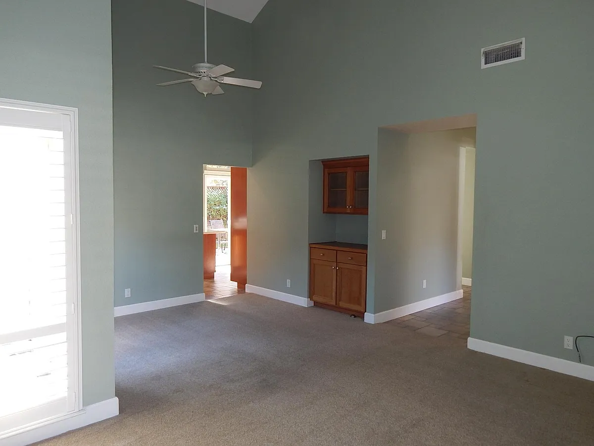 Building Photo - 1209 Evans Ct