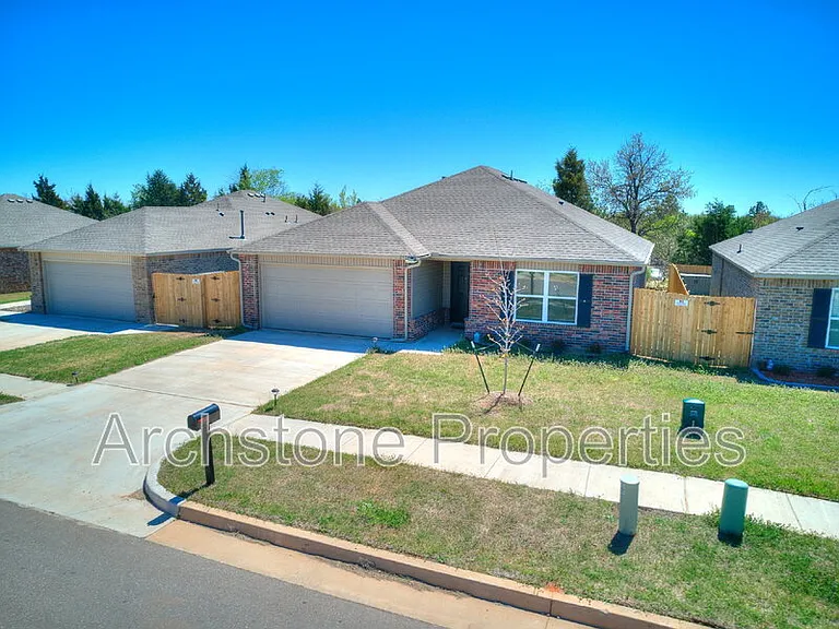 1308 Dustin Dr — Photo 26