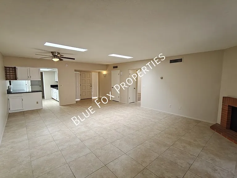 8305 N Midnight Way — Photo 8