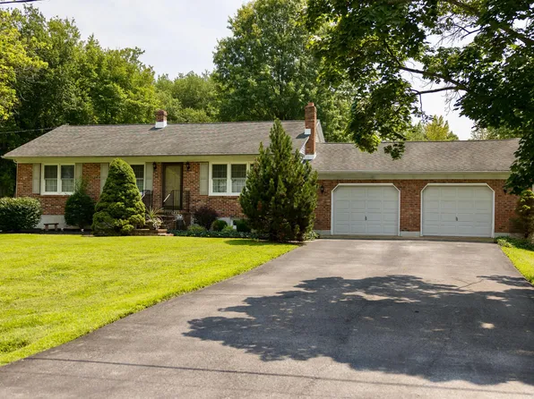 11 Bowfin Dr, Newark, DE 19702