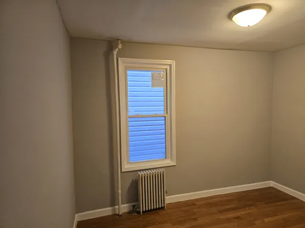 222 Danforth Avenue image 4 of 18