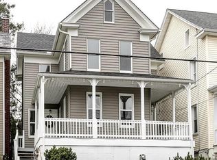 92 W Broad St, Yoe, PA 17313