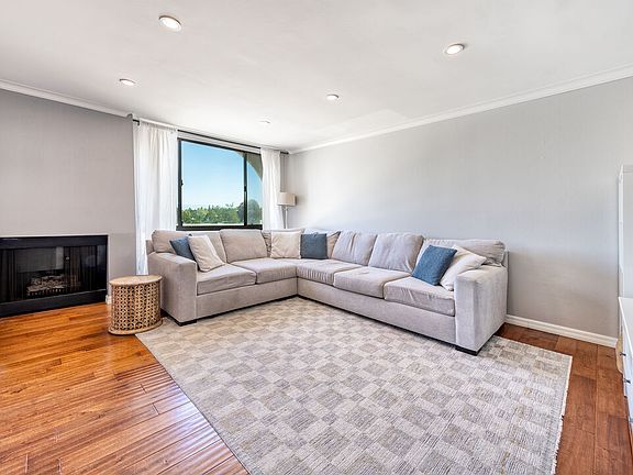 5th image of 4247 Freedom Dr APT 502