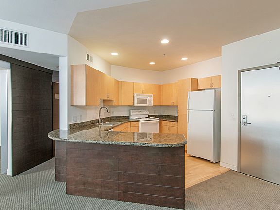 5th image of 1501 Front St Unit 540