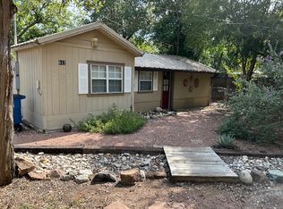 612 Houston St, Bandera, TX 78003