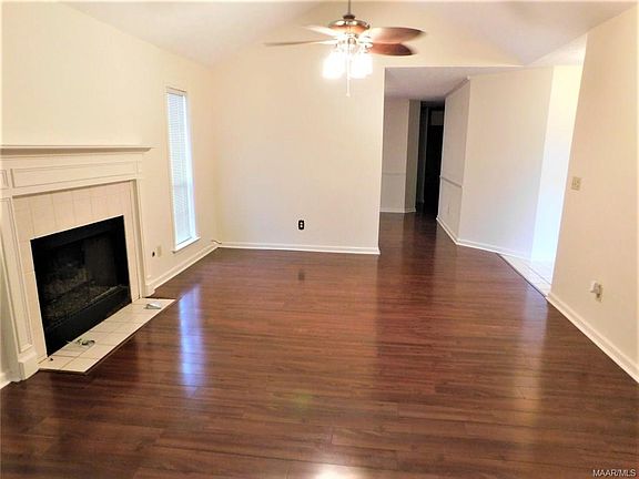 5th image of 3806 Oak Ave