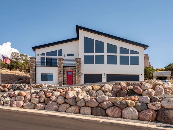 3327 W Kingsbury Dr, Cedar City, UT 84720