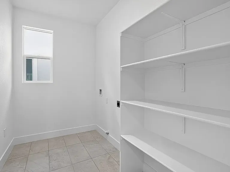 2774 Horseshoe Cir — Photo 11
