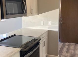 5710 N Autumn Ridge Ct APT D, Peoria, IL 61615