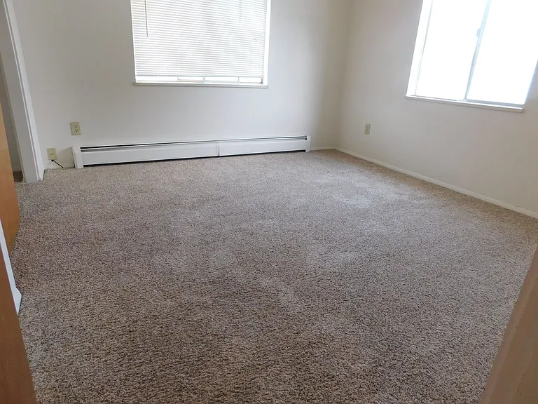 2857 Elm Cir — Photo 7