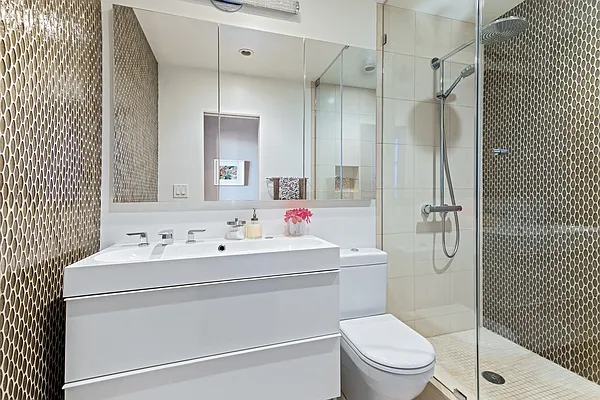 Sold by Compass | media 10