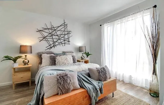 490 N Civic Dr #312 — Photo 23