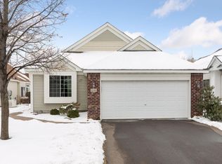 8840 Compton Dr, Inver Grove Heights, MN 55076