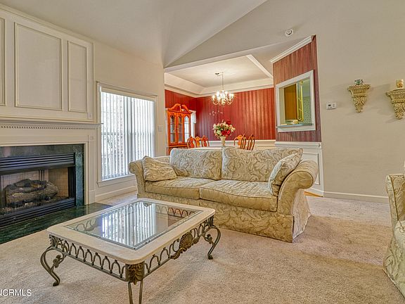 2nd image of 9003 Sedgley Dr