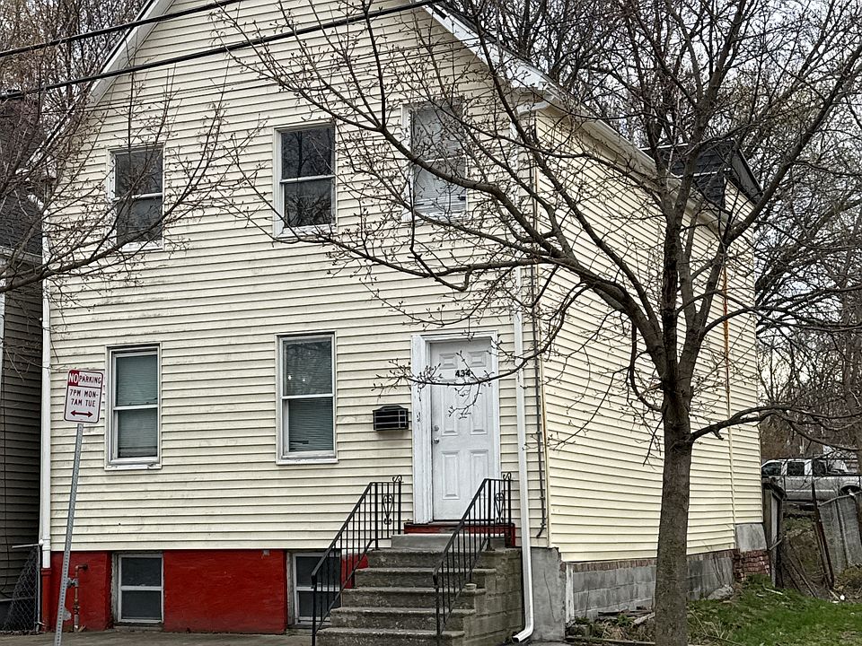 1st image of 434 3rd St